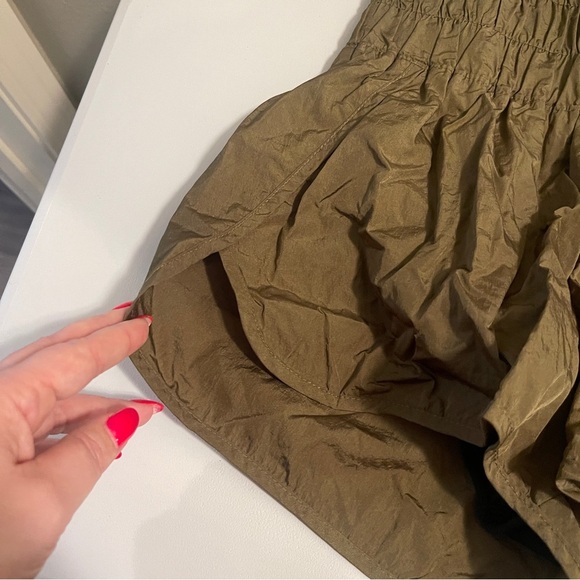🌿 FP Movement by Free People “The Way Home” Shorts – Olive – Size M 🌿 - Picture 5 of 11
